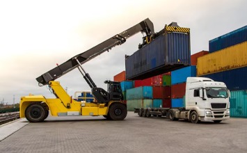 Using Fabrication Wooden Boxes dubai 