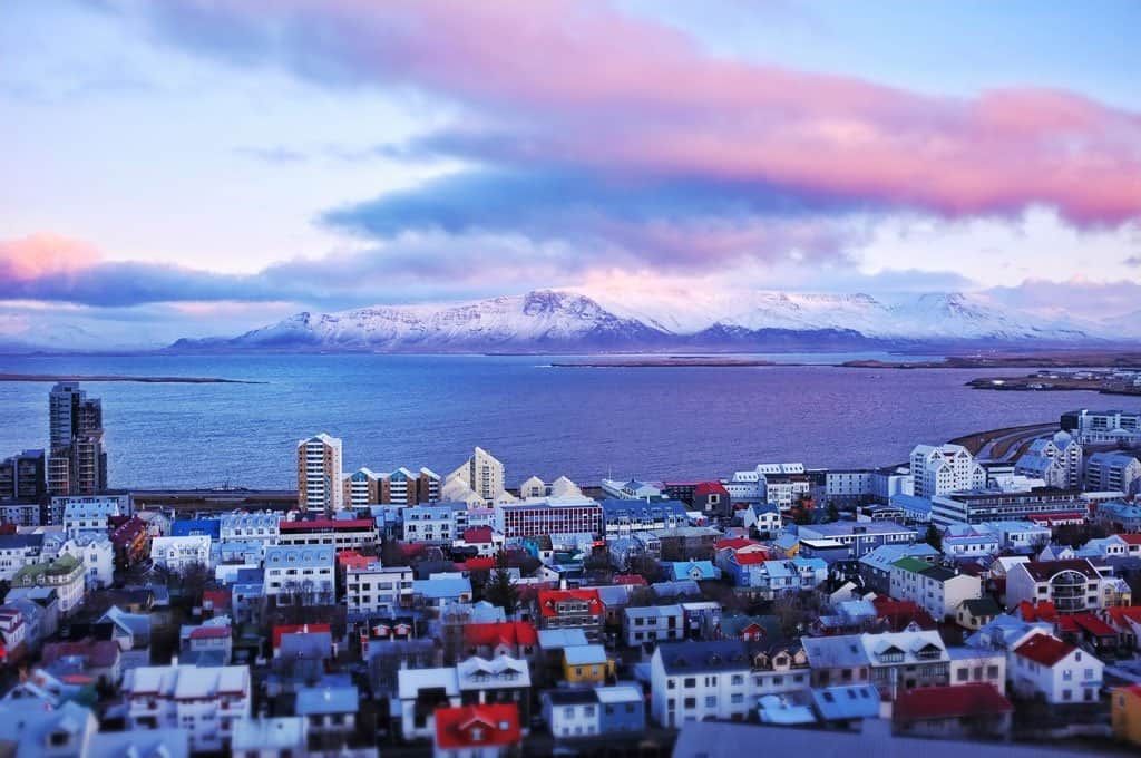 moving-to-iceland
